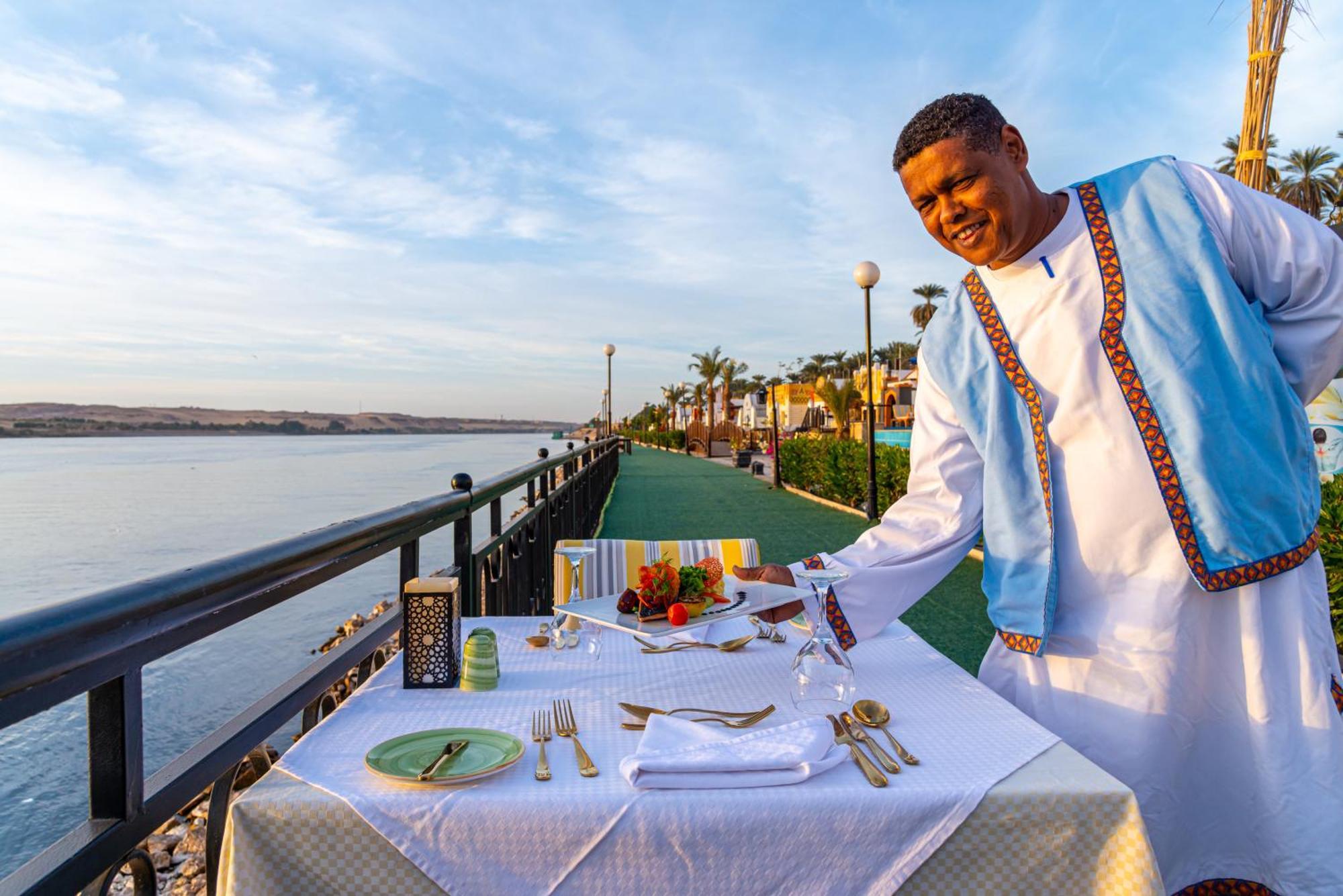 Sonesta Nouba Hotel Aswan Exterior photo